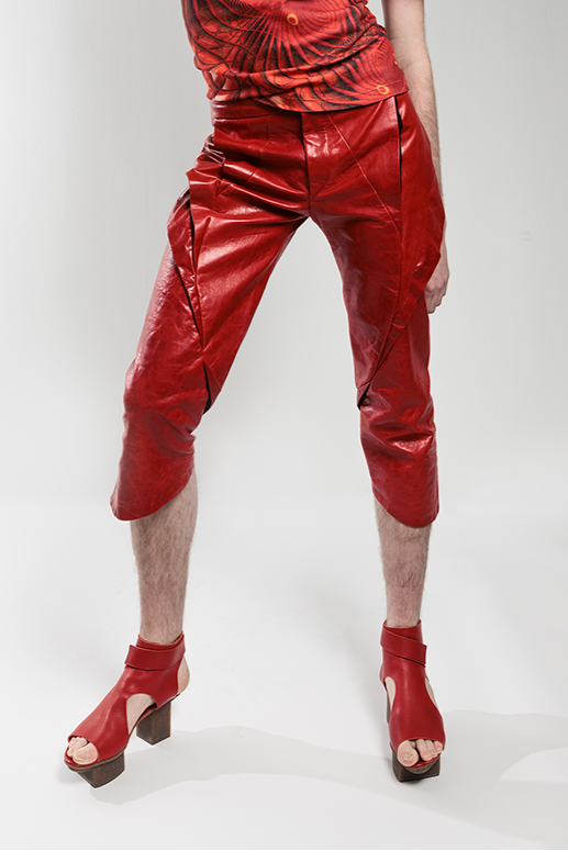 Resonance Red Leather Capri Pants